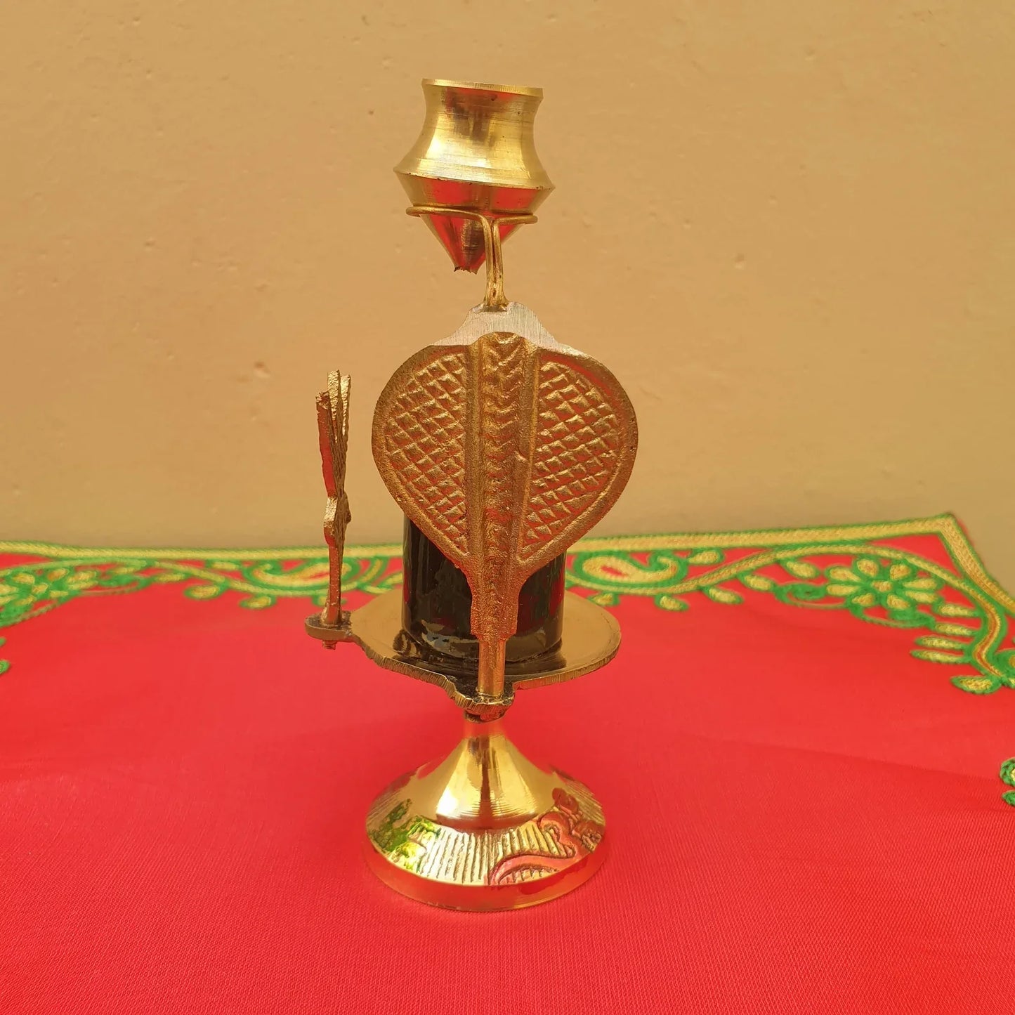 Lord Shiva Lingam Stand with Water Fountain for Home Temple Pooja