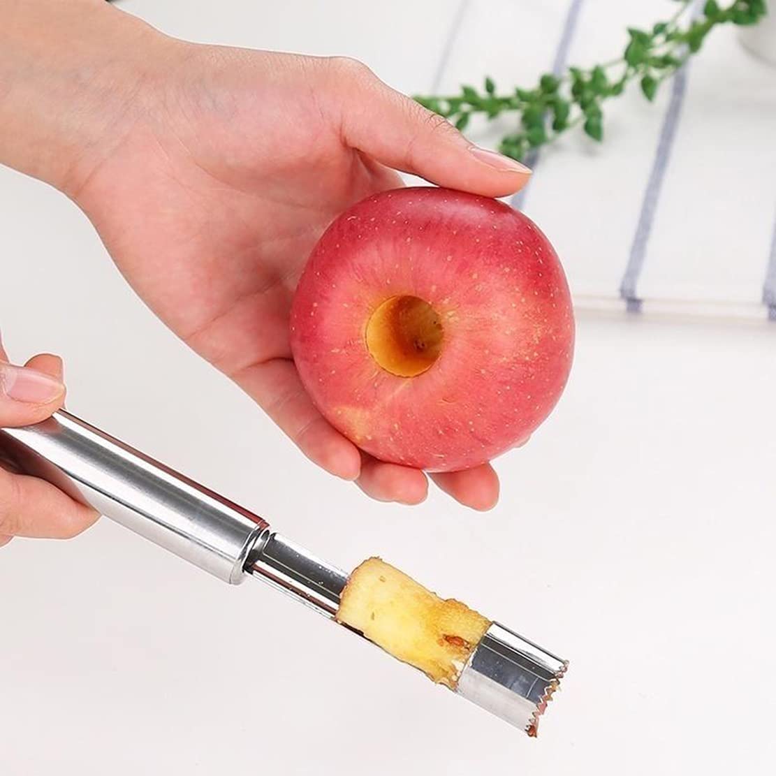 Stainless Steel Set Multifunctional Fruit & Vegetable Peelers with Apple Corer Straight Julienne Peeler Veggie Cutter Slicer for Kitchen (3pcs Set)
